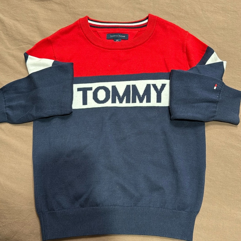 Tommy Hilfiger sweater